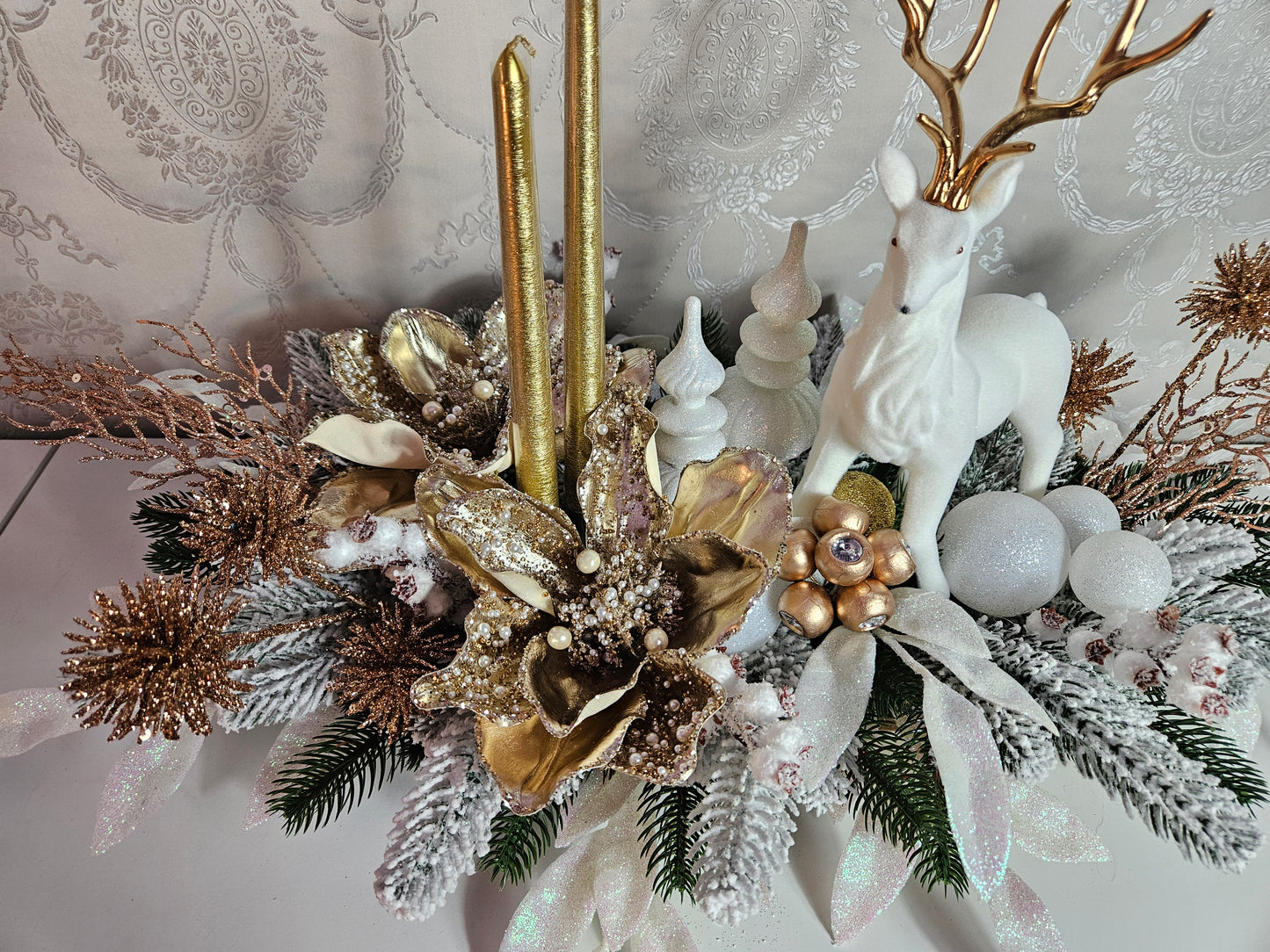 Weihnachtsgesteck + Adventsgesteck, Elch, Weihnachtsdeko Weihnachtsblumen Tischdekor, Tischgesteck, Winterdekor,Advent grün gold weiß