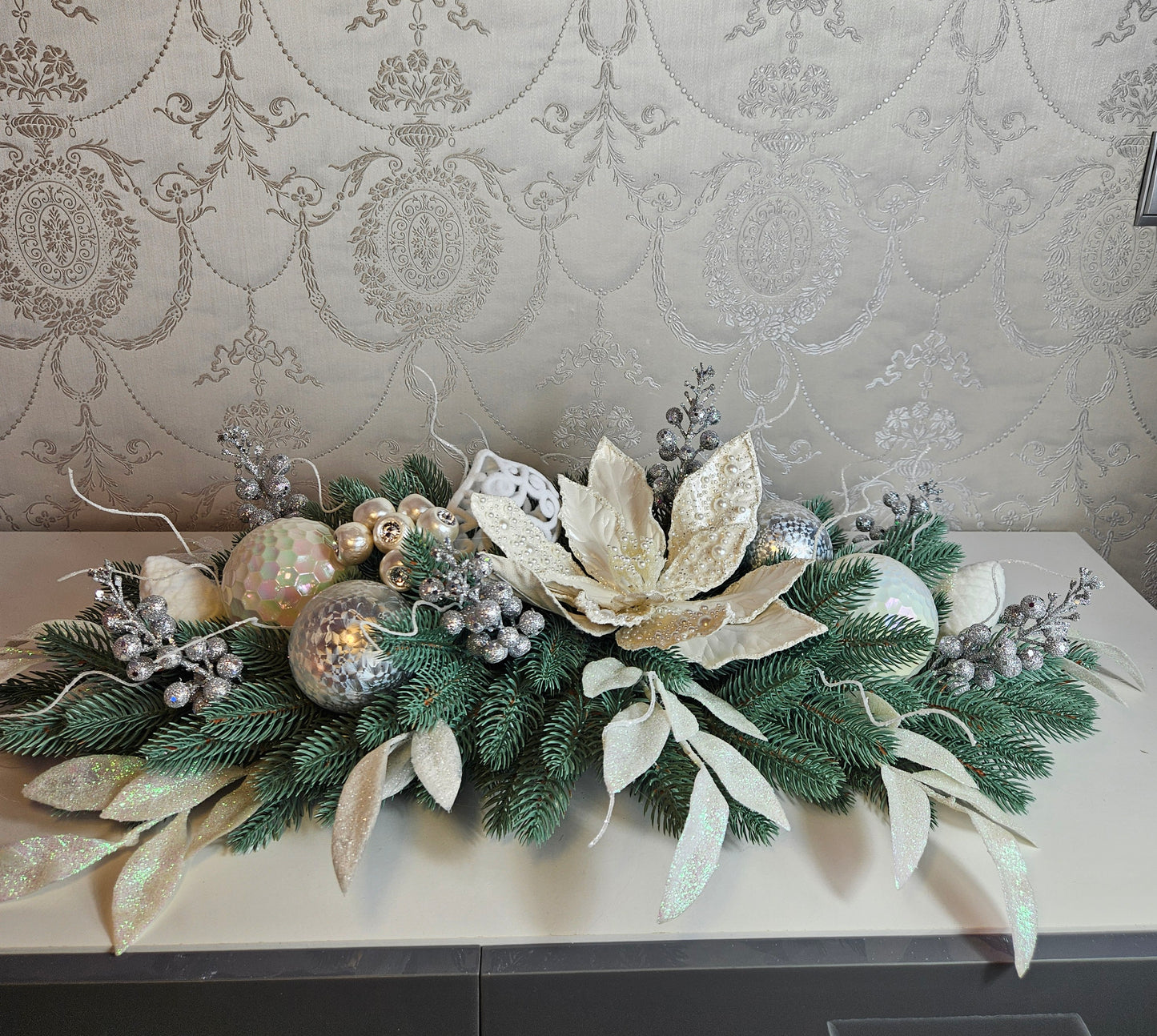 Weihnachtsgesteck + Adventsgesteck, Kamingesteck, Chrismes, Rehe, Weihnachtsdeko Weihnachtsblumen Tischdekor, Tischgesteck, Winterdekor,Advent