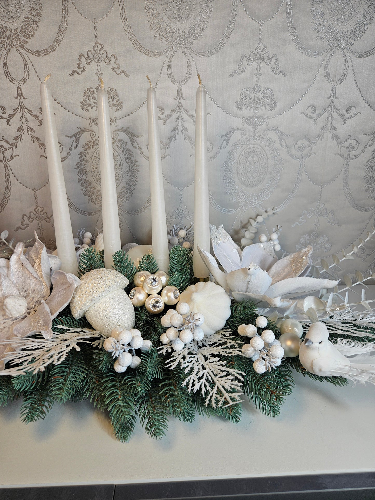 Weihnachtsgesteck + Adventsgesteck, Chrismes, Vögel, Weihnachtsdeko Weihnachtsblumen Tischdekor, Tischgesteck, Winterdekor,Advent
