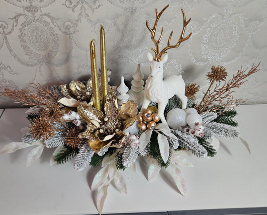 Weihnachtsgesteck + Adventsgesteck, Elch, Weihnachtsdeko Weihnachtsblumen Tischdekor, Tischgesteck, Winterdekor,Advent grün gold weiß