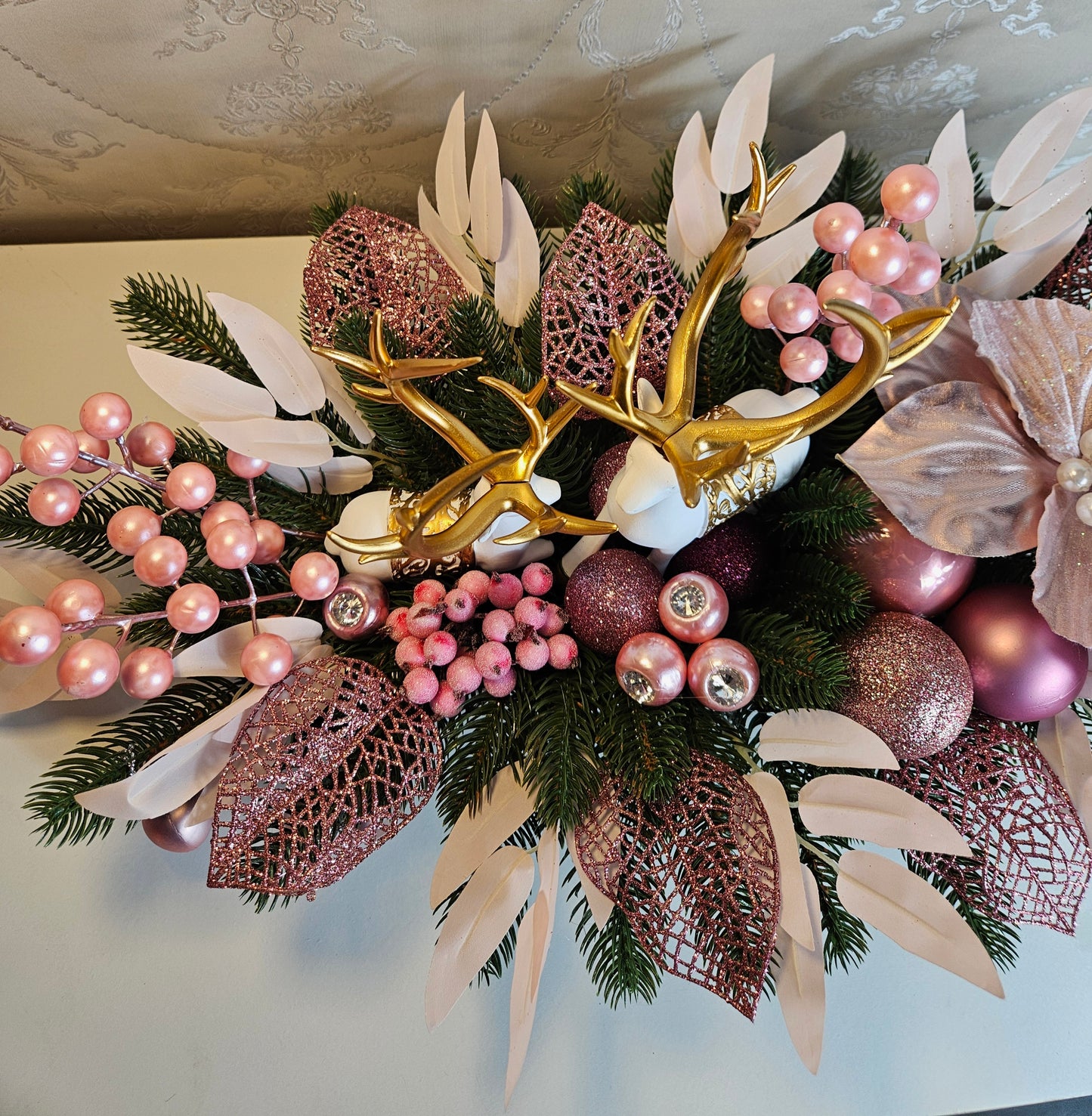 Weihnachtsgesteck + Adventsgesteck, Kamingesteck, Chrismes, Rehe, Weihnachtsdeko Weihnachtsblumen Tischdekor, Tischgesteck, Winterdekor,Advent