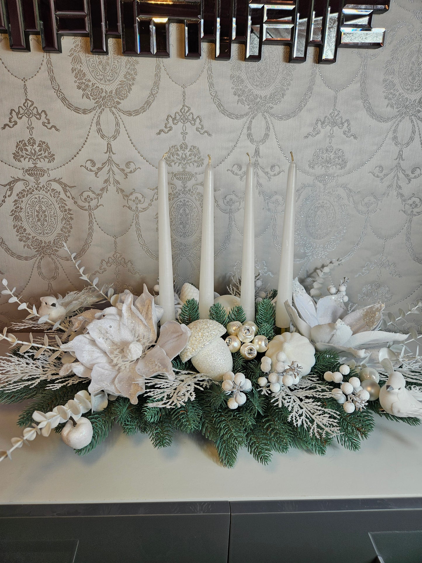 Weihnachtsgesteck + Adventsgesteck, Chrismes, Vögel, Weihnachtsdeko Weihnachtsblumen Tischdekor, Tischgesteck, Winterdekor,Advent