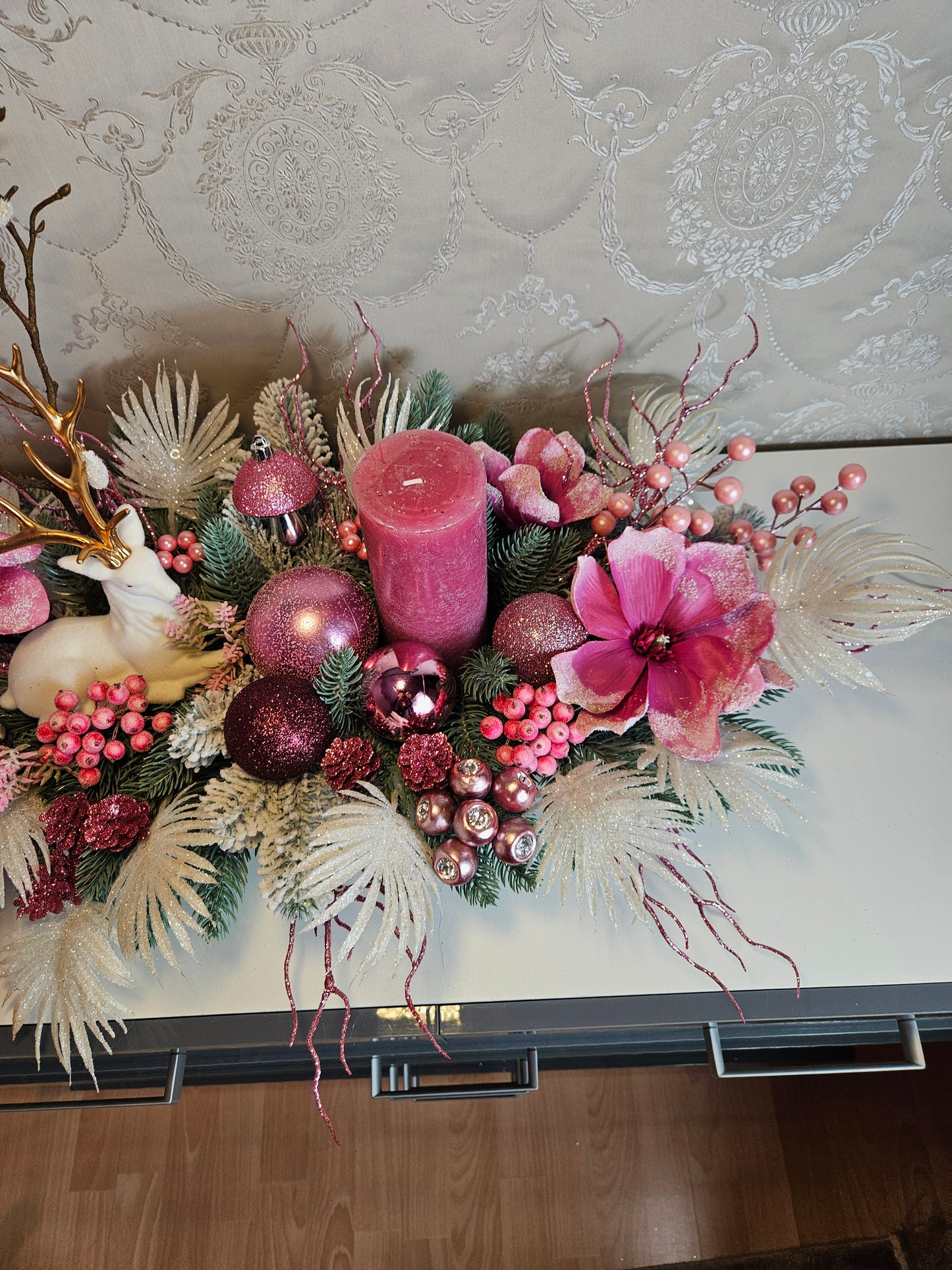 Weihnachtsgesteck + Adventsgesteck, Chrismes, Elche, Rehe, Weihnachtsdeko Weihnachtsblumen Tischdekor, Tischgesteck, Winterdekor,Advent
