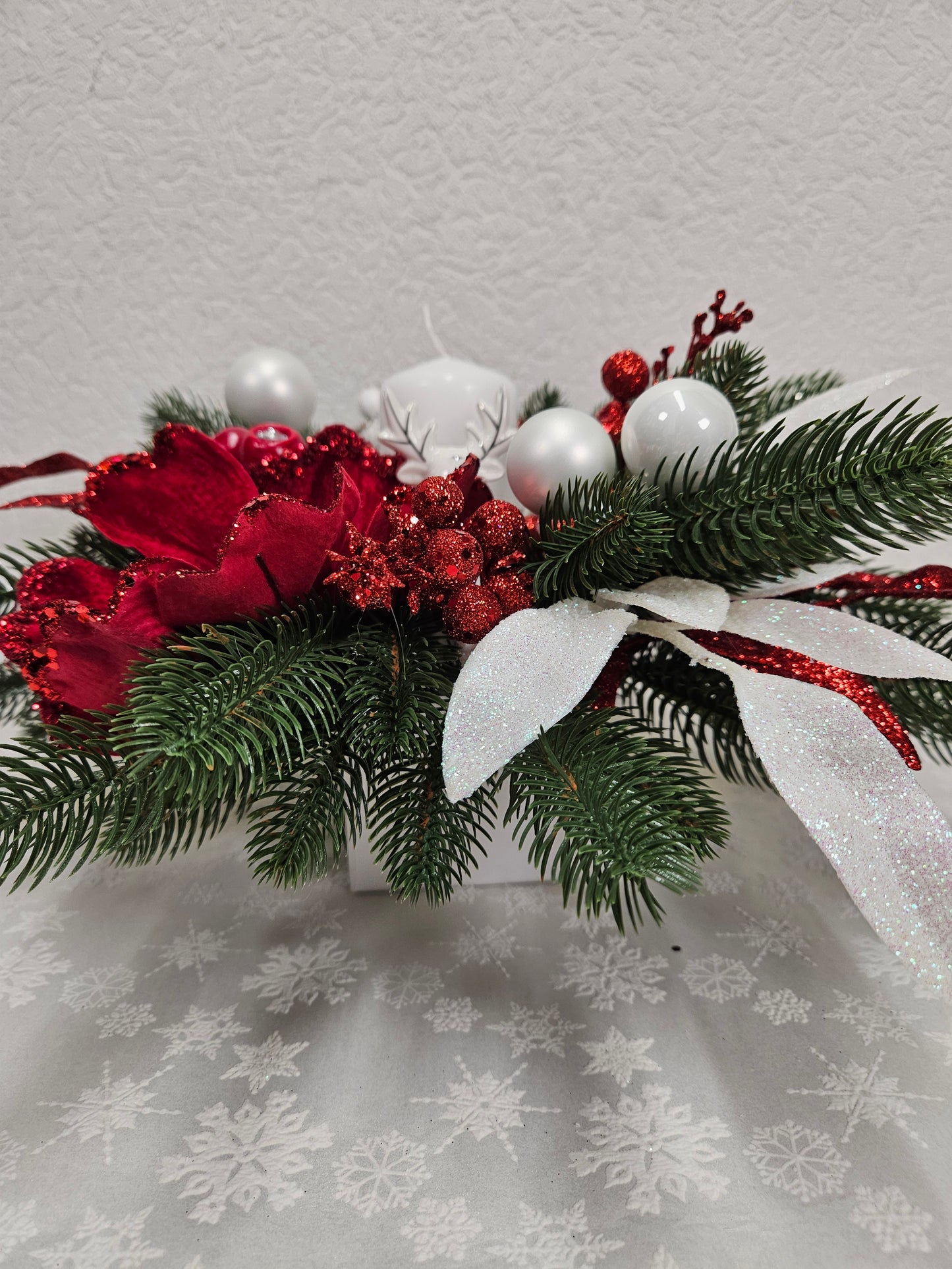 Weihnachtsgesteck, Weihnachtsdeko, Adventsgesteck, Tischgesteck, Festliche Dekor