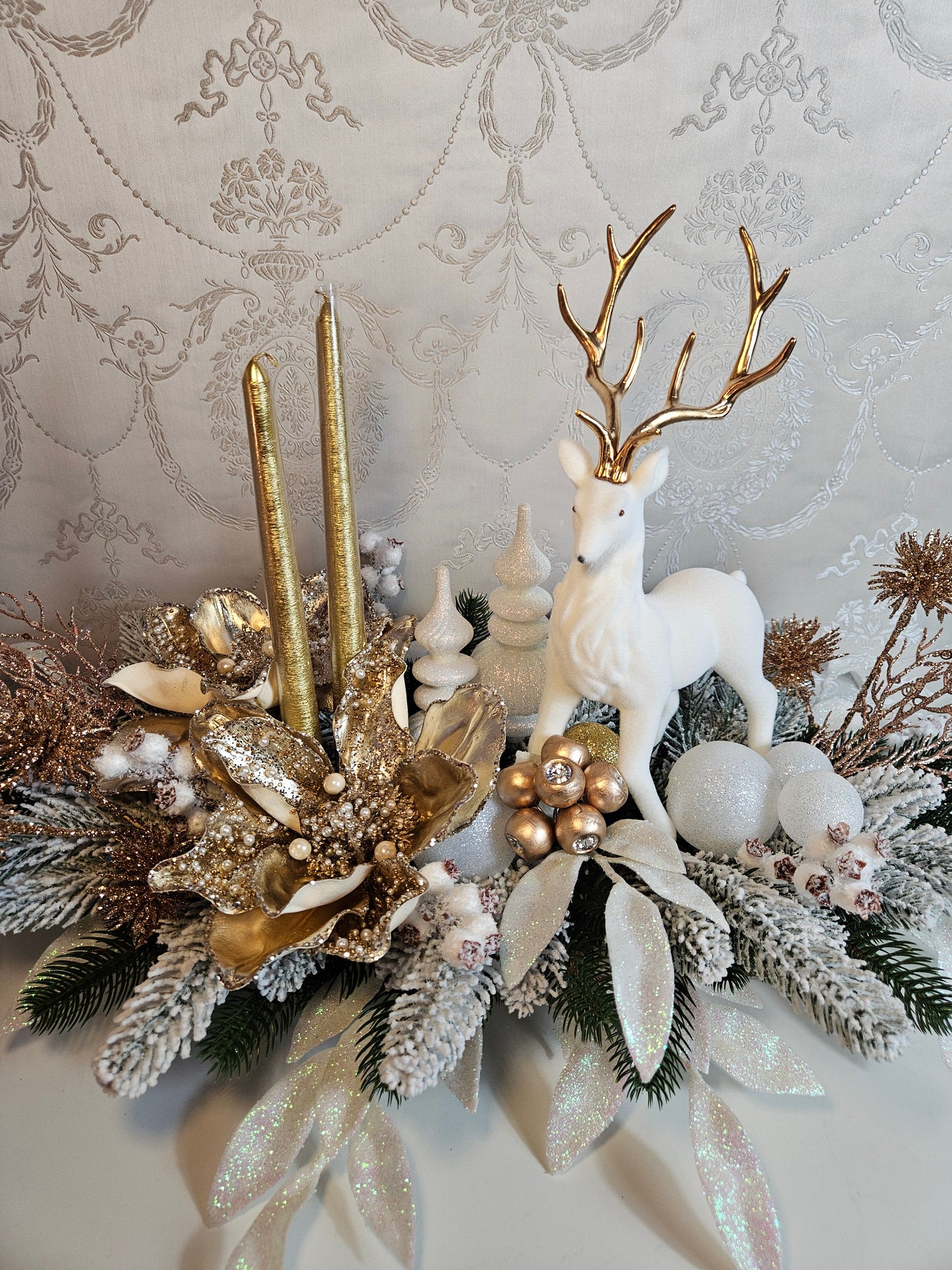 Weihnachtsgesteck + Adventsgesteck, Elch, Weihnachtsdeko Weihnachtsblumen Tischdekor, Tischgesteck, Winterdekor,Advent grün gold weiß