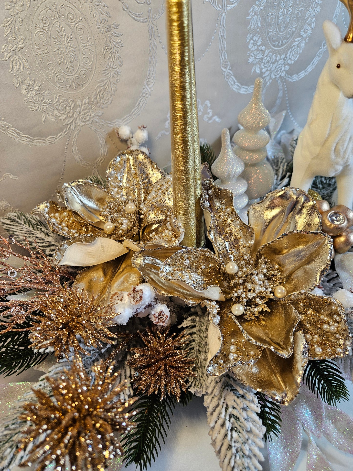 Weihnachtsgesteck + Adventsgesteck, Elch, Weihnachtsdeko Weihnachtsblumen Tischdekor, Tischgesteck, Winterdekor,Advent grün gold weiß