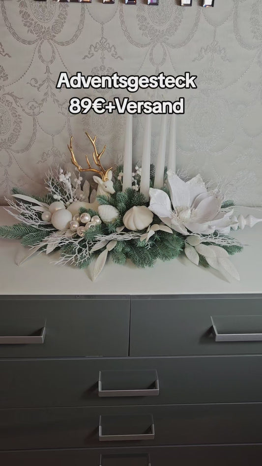 Weihnachtsgesteck + Adventsgesteck + 4 Kerzen, Kamingesteck, Chrismes, Rehe, Weihnachtsdeko Weihnachtsblumen Tischdekor, Tischgesteck, Winterdekor,Advent