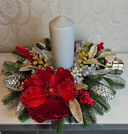 Weihnachtsgesteck + Kerze, Gesteck, Tischdekor, Tischgesteck, Winterdekor,Advent schwarz grün rot gold silber