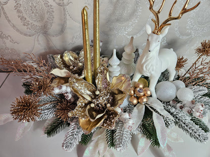 Weihnachtsgesteck + Adventsgesteck, Elch, Weihnachtsdeko Weihnachtsblumen Tischdekor, Tischgesteck, Winterdekor,Advent grün gold weiß
