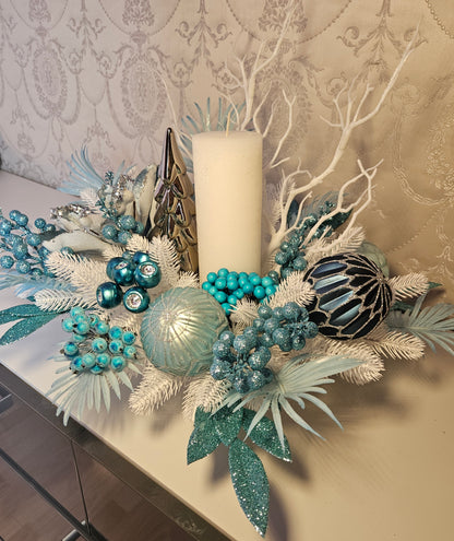 Weihnachtsgesteck + 1 Kerze, Geschenk, Tischdekor, Tischgesteck, Winterdekor,Advent weiss türkis silber