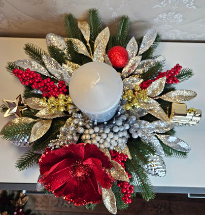 Weihnachtsgesteck + Kerze, Gesteck, Tischdekor, Tischgesteck, Winterdekor,Advent schwarz grün rot gold silber