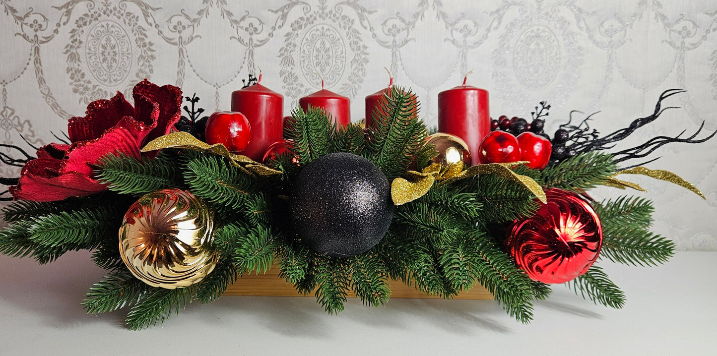Weihnachtsgirlande + Adventsgesteck + 4 Kerzen, Kamingesteck, Chrismes, Rehe, Weihnachtsdeko Weihnachtsblumen Tischdekor, Tischgesteck, Winterdekor,Advent Weihnachtsdekoration Geschenkideen grün schwarz rot gold