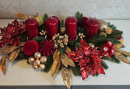 Weihnachtsgesteck + 4 Kerzen, Gesteck, Tischdekor, Tischgesteck, Winterdekor,Advent grün dunkelrot gold