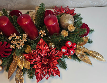 Weihnachtsgesteck + 4 Kerzen, Gesteck, Tischdekor, Tischgesteck, Winterdekor,Advent grün dunkelrot gold